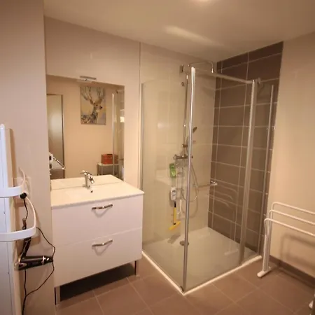 C4 - La Montille Appartement *
